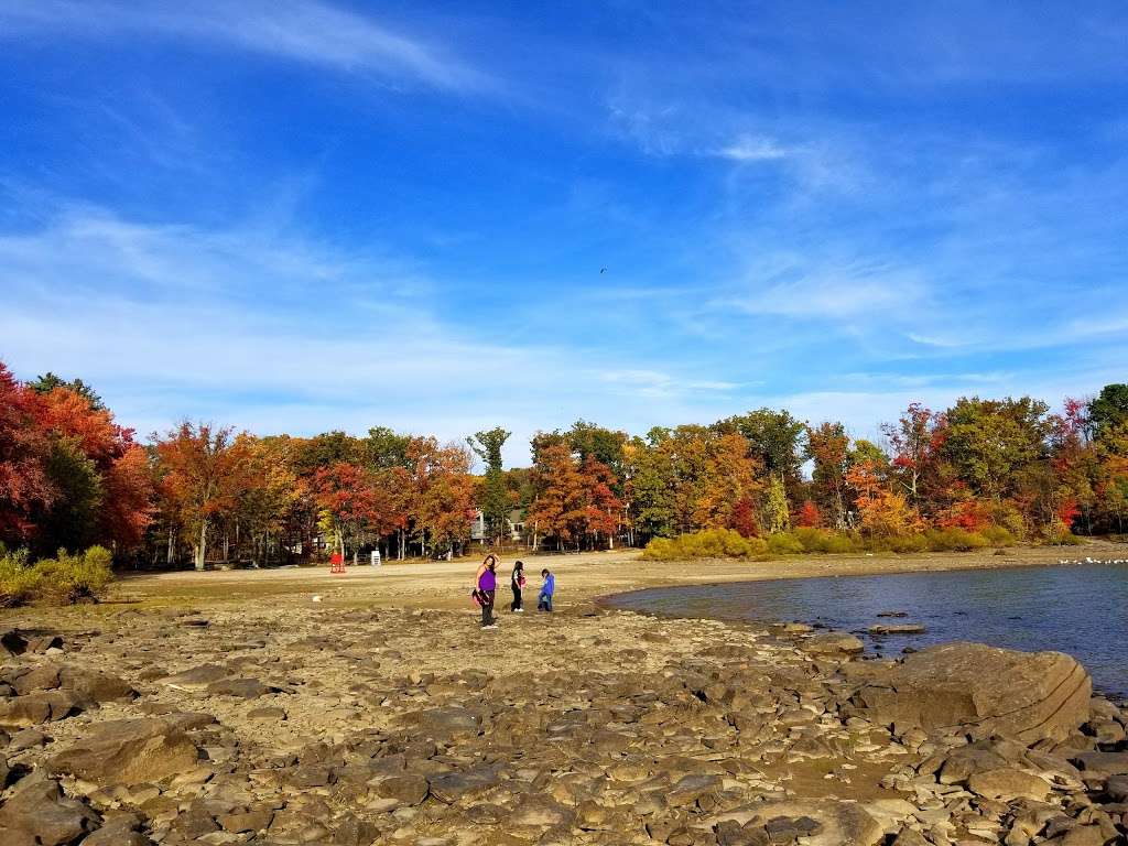 Pocono Mountains Visitors Center Lake Wallenpaupack | Lake Wallenpaupack Rd, Hawley, PA 18428, USA | Phone: (570) 226-2141