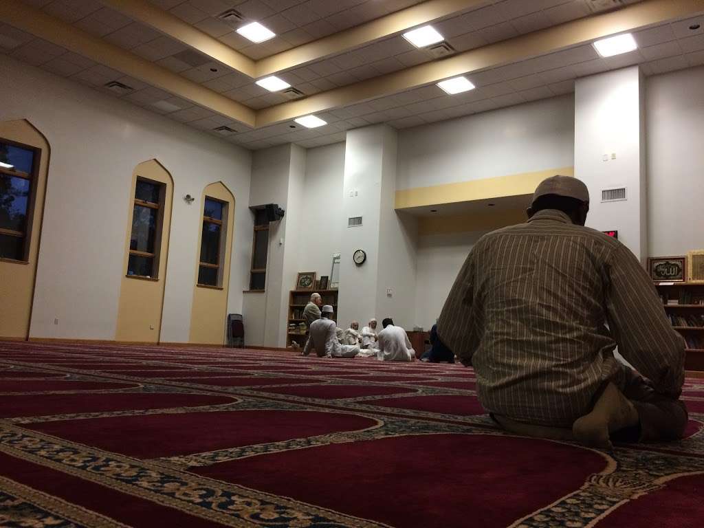 Masjid Al-Islam | 40 Sayles Hill Rd, North Smithfield, RI 02896, USA | Phone: (401) 762-0107