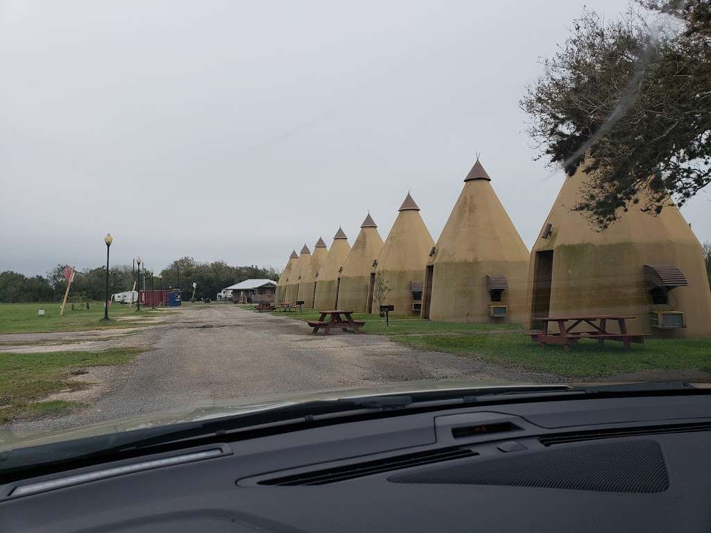 Teepee Motel & RV Park | 4098 E. Business 5 R, Wharton, TX 77488, USA | Phone: (979) 282-8474