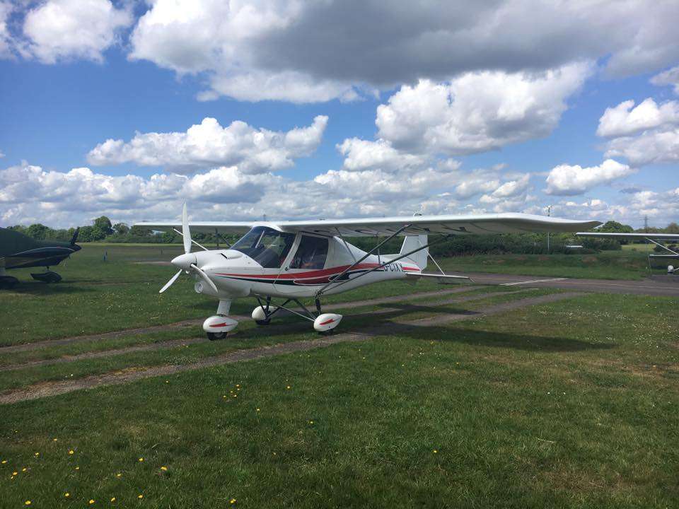 Fly By Light | Elstree Aerodrome, Hogg Ln, Elstree, Radlett, Hertfordshire WD6 3AW, UK | Phone: 020 8207 0888