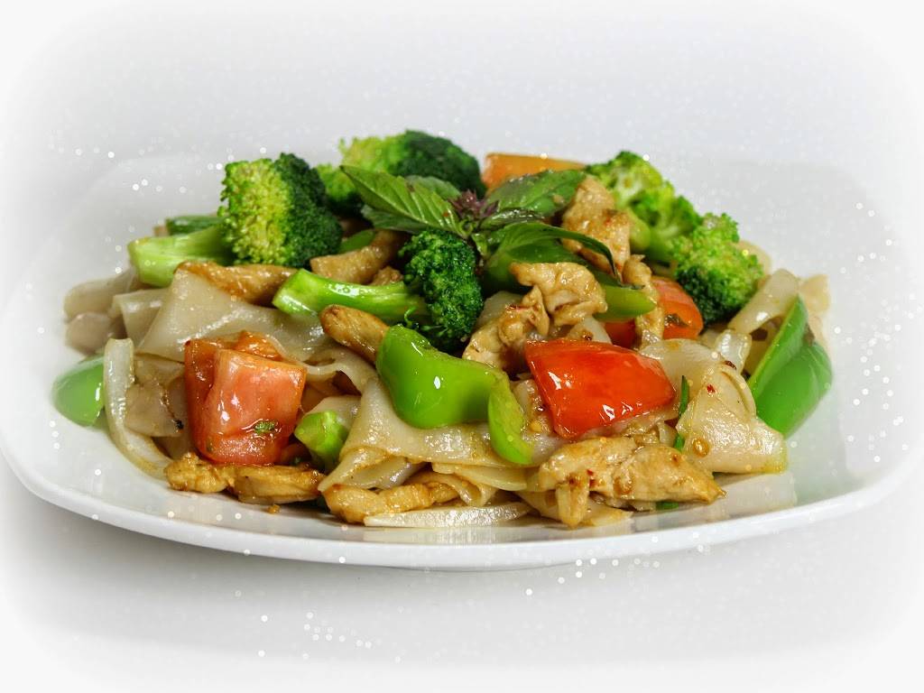 Munch Thai Food & Sweet Tea | 880 W Lincoln Ave, Anaheim, CA 92805, USA | Phone: (714) 956-2830