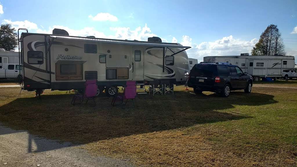 Peace Creek RV Park | 26397 US-27, Lake Wales, FL 33859, USA | Phone: (863) 439-5205