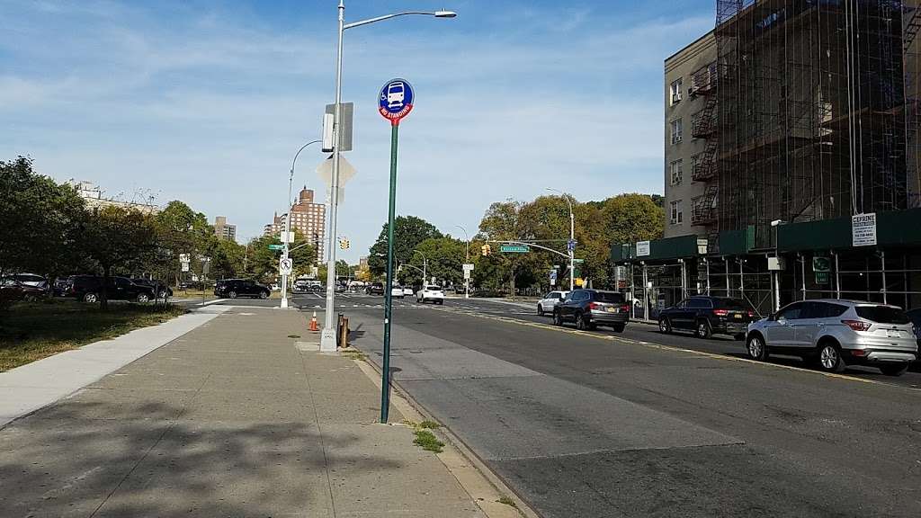 Boston Rd/pelham Pky | Bronx, NY 10462, USA