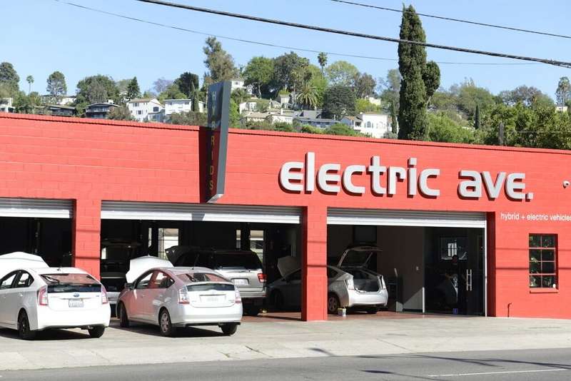 Electric Ave Silverlake | 2300 Hyperion Ave, Los Angeles, CA 90027, USA | Phone: (323) 665-8807