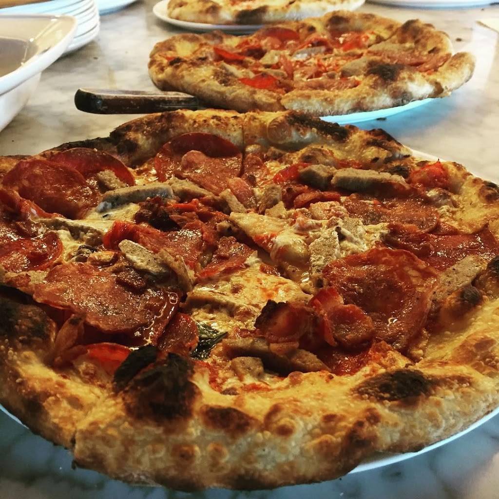 Pie Tap Pizza Workshop + Bar | 2708 N Henderson Ave, Dallas, TX 75206, USA | Phone: (972) 432-7800