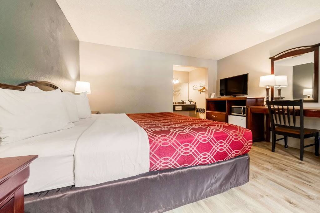 Econo Lodge Renton-Bellevue | 4710 Lake Washington Blvd NE, Renton, WA 98056, USA | Phone: (425) 228-2858