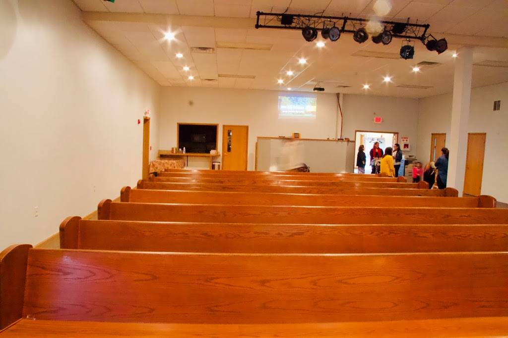 DIOS CON NOSOTROS, IGLESIA CRISTIANA EVANGELICA | 140 River Dr, Johnson Creek, WI 53038, USA