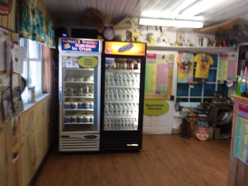 Summers Ice Cream & Snoballs | 23 W Pennsylvania Ave, Stewartstown, PA 17363, USA | Phone: (717) 993-0739