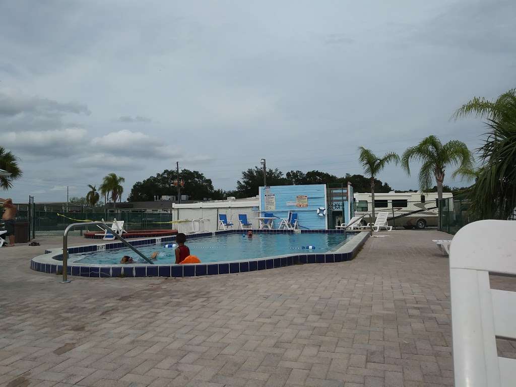 Floridian RV Resort | 5150 Boggy Creek Rd, St Cloud, FL 34771, USA | Phone: (407) 892-5171