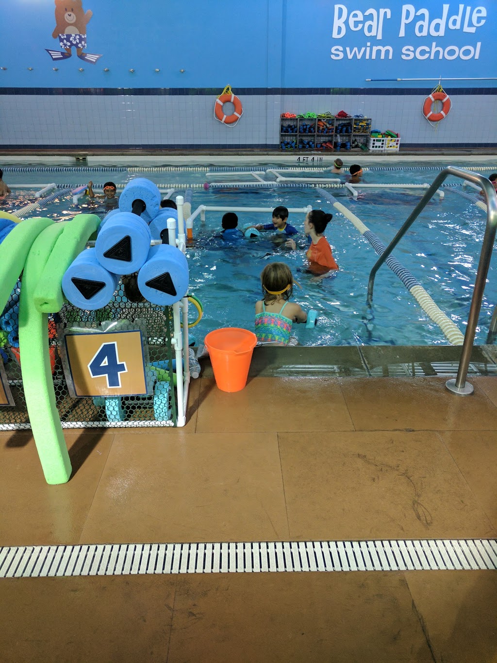 Bear Paddle Swim School | 4308 E New York St, Aurora, IL 60504, USA | Phone: (630) 692-7946