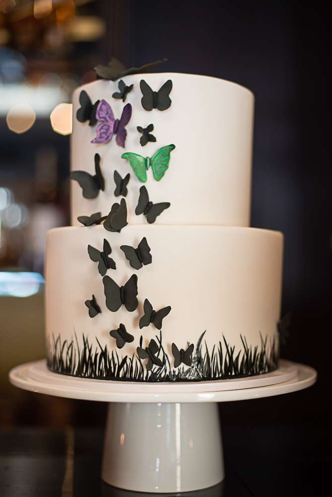 Janas Creative Cakes | 2646 Palma Dr Ste. 420, Ventura, CA 93003, USA | Phone: (805) 231-0043