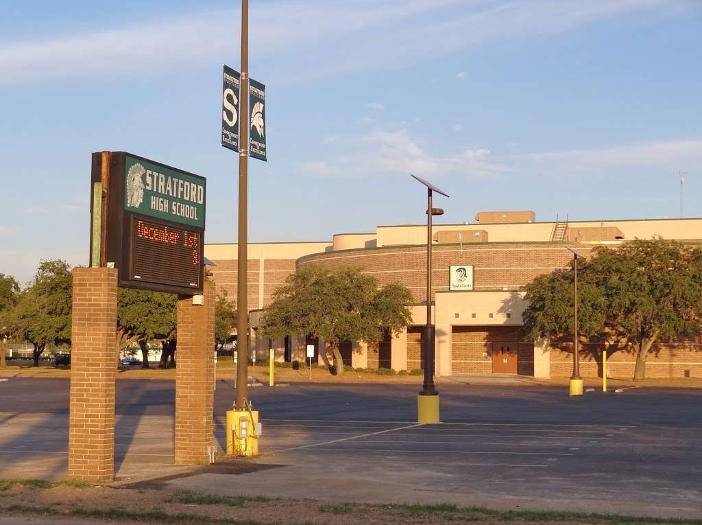 Stratford High School | 14555 Fern Dr, Houston, TX 77079, USA | Phone: (713) 251-3400