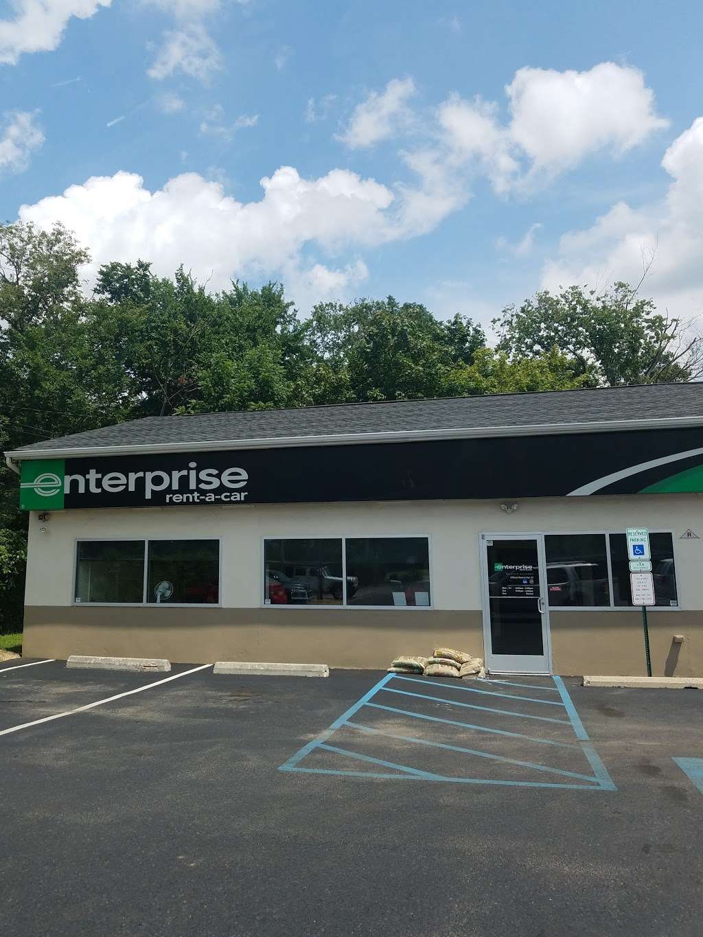 Enterprise Rent-A-Car | 1155 S Delsea Dr, Vineland, NJ 08360, USA | Phone: (856) 794-1414