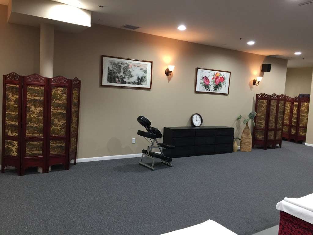 Q Foot SPA | 7955 Barker Cypress Rd #100B, Cypress, TX 77433, USA | Phone: (281) 246-1717