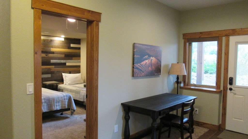 Marys Lake Aspen Home | 2722 Kiowa Trail, Estes Park, CO 80517, USA | Phone: (719) 244-1933