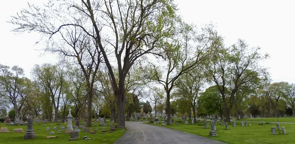 Saint Adalberts Cemetery / Polish Union Cemetery | 3706 R South 13th Street, Milwaukee, WI 53221, USA | Phone: (414) 483-3663