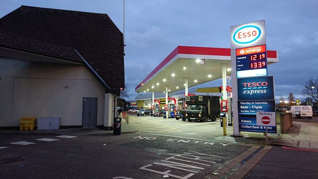 Tesco Esso Express | 59 Sidcup Rd, Lee, London SE12 8BL, UK | Phone: 0345 674 6536