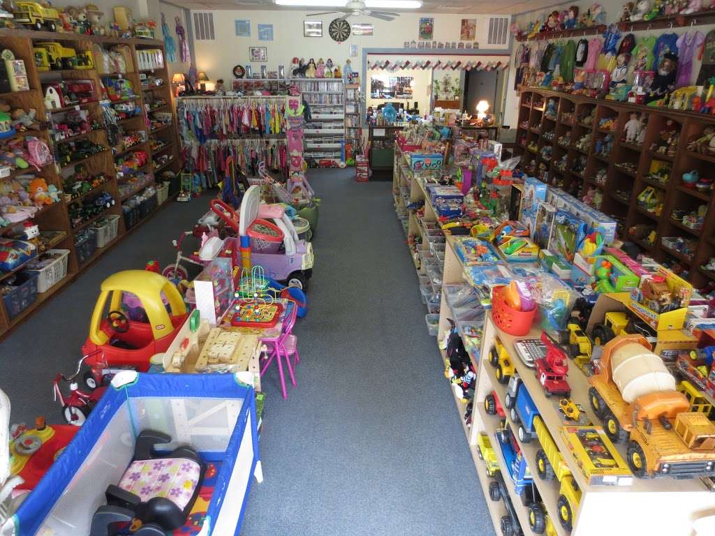 Romney Toy Shop | 11501 US-231, Romney, IN 47981, USA | Phone: (765) 538-2887