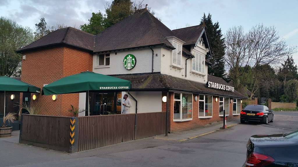 Starbucks Coffee | 119 London Rd N, Hooley, Merstham, Redhill RH1 3AL, UK | Phone: 01737 550382
