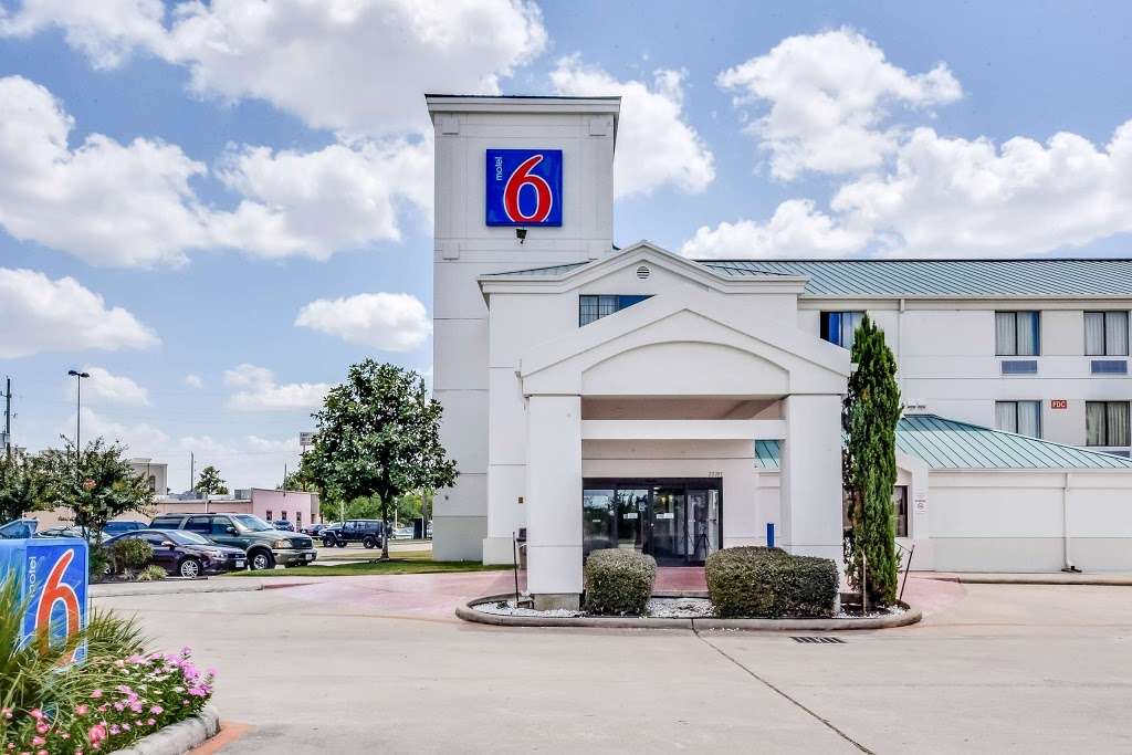 Motel 6 Houston - Katy TX | 22105 Katy Fwy, Katy, TX 77450, USA | Phone: (281) 395-4866