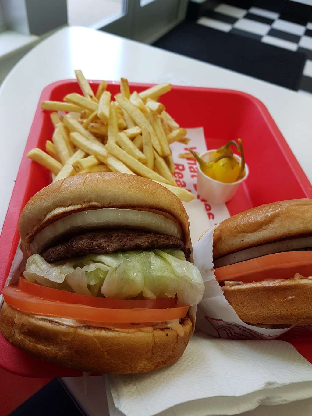 In-N-Out Burger | 10040 W Sahara Ave, Las Vegas, NV 89117, USA | Phone: (800) 786-1000