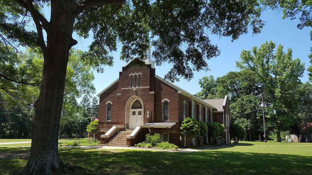 Saint Anthony of Padua Church | 108 Horseshoe Bend Beach Rd, Mt Holly, NC 28120, USA | Phone: (704) 827-8676