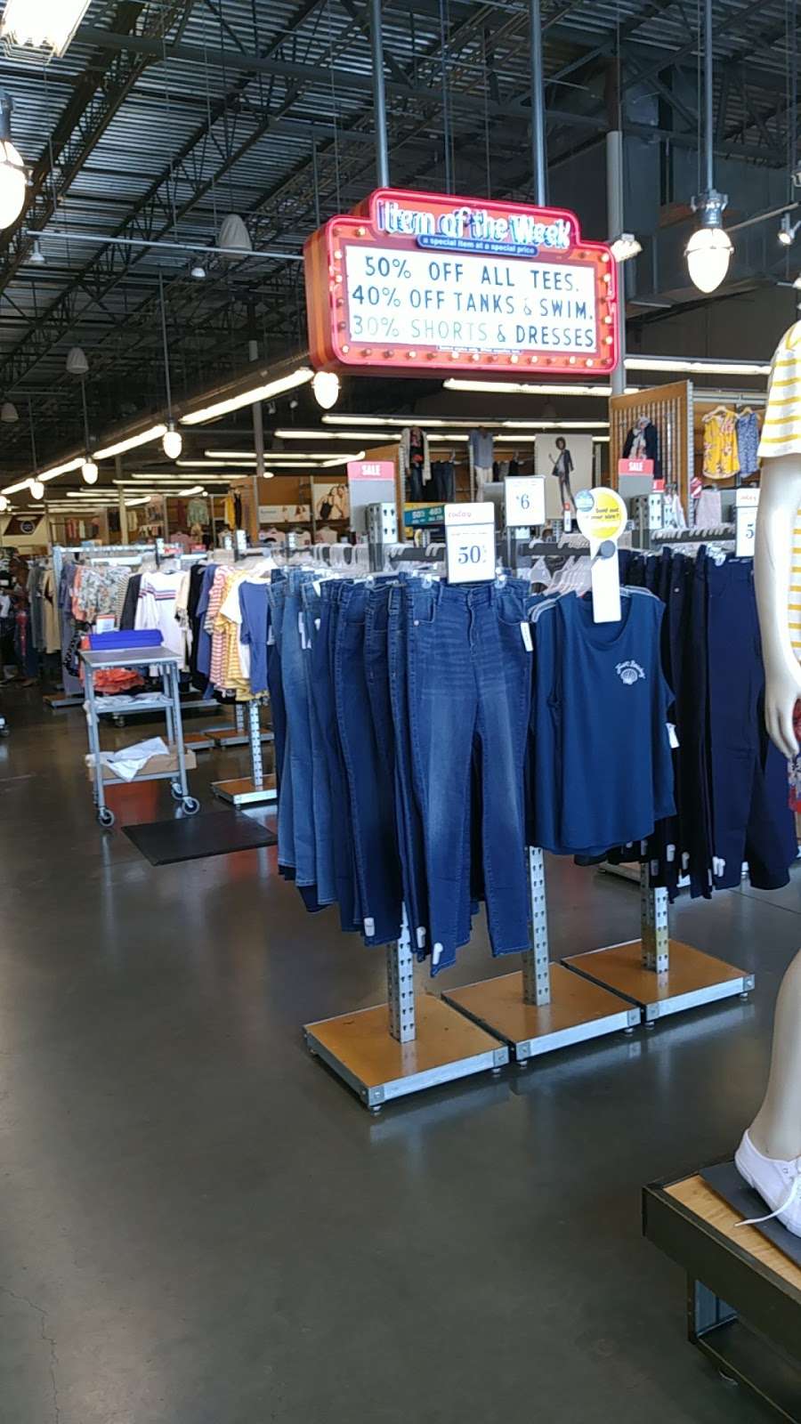 Old Navy | 13788 Northwest Fwy, Houston, TX 77040, USA | Phone: (713) 934-7499