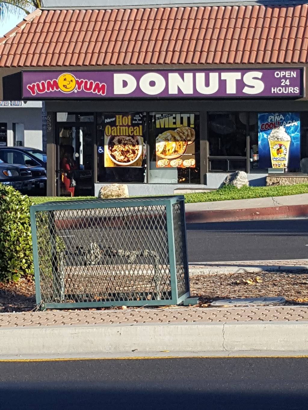 Yum Yum Donuts | 7550 El Cajon Blvd, La Mesa, CA 91942, USA | Phone: (619) 464-9812