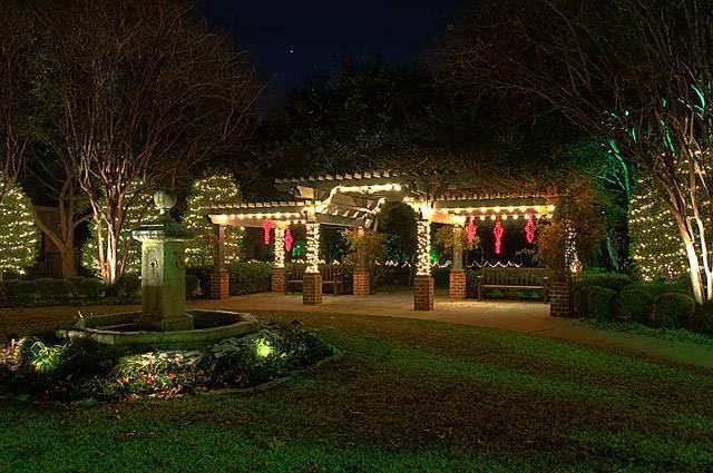 Reindeer Lighting, LLC | 1540 Ashbourne Dr, Rockwall, TX 75087, USA | Phone: (214) 869-9443