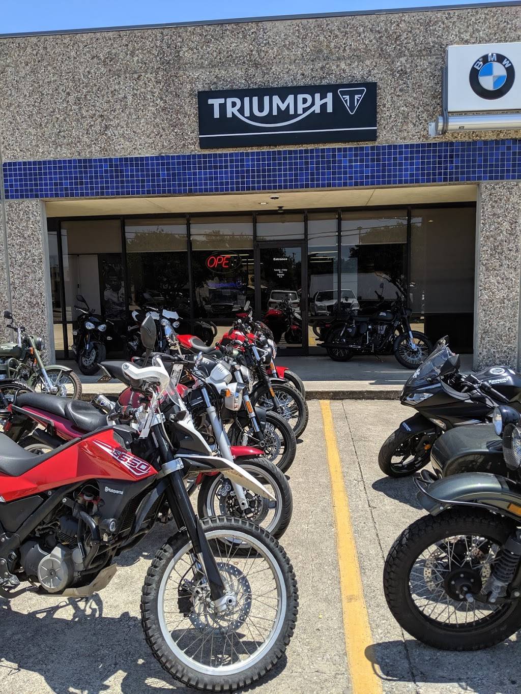 Triumph Motorcycles of North Dallas | 900 K Ave #200, Plano, TX 75075, USA | Phone: (972) 881-1254