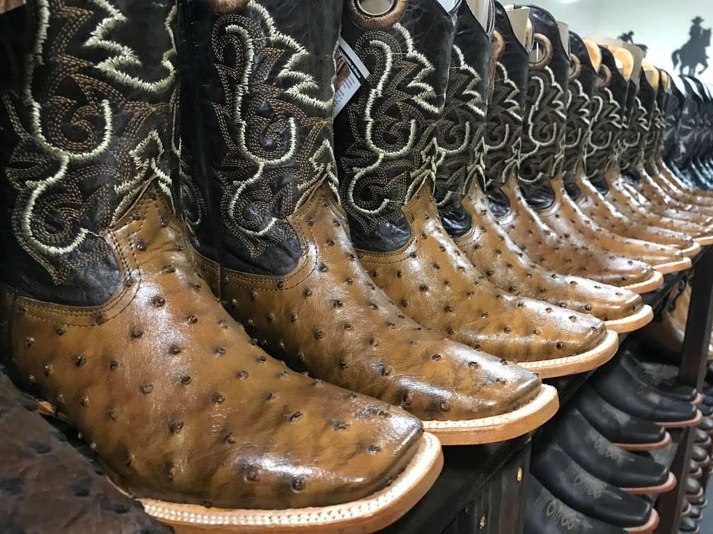 El Corral Western Boots | 11117 Harry Hines Blvd Suite 120, Dallas, TX 75229, USA | Phone: (469) 687-0082