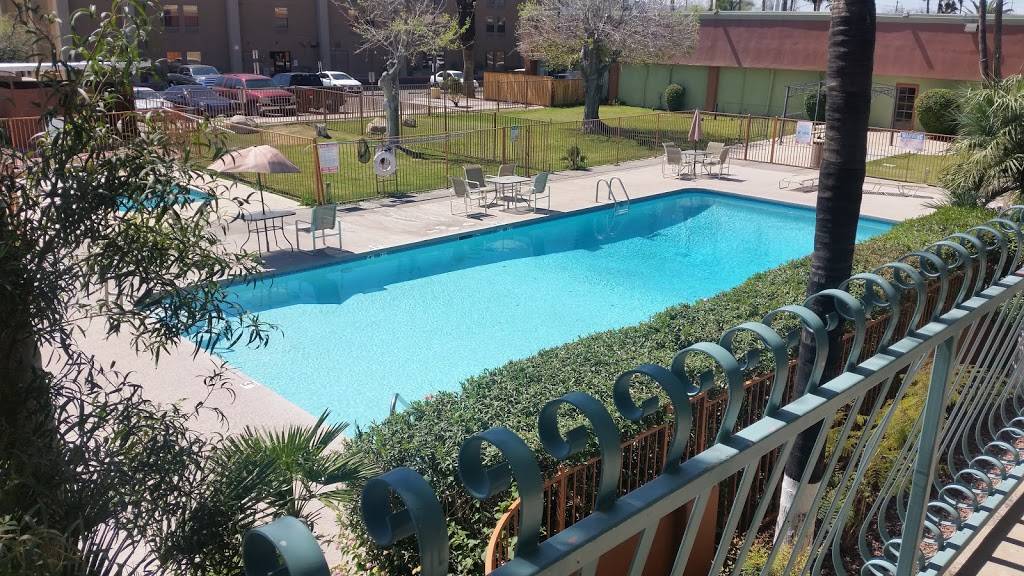 Grand Luxe Hotel & Resort | 1365 W Grant Rd, Tucson, AZ 85745, USA | Phone: (520) 622-7791