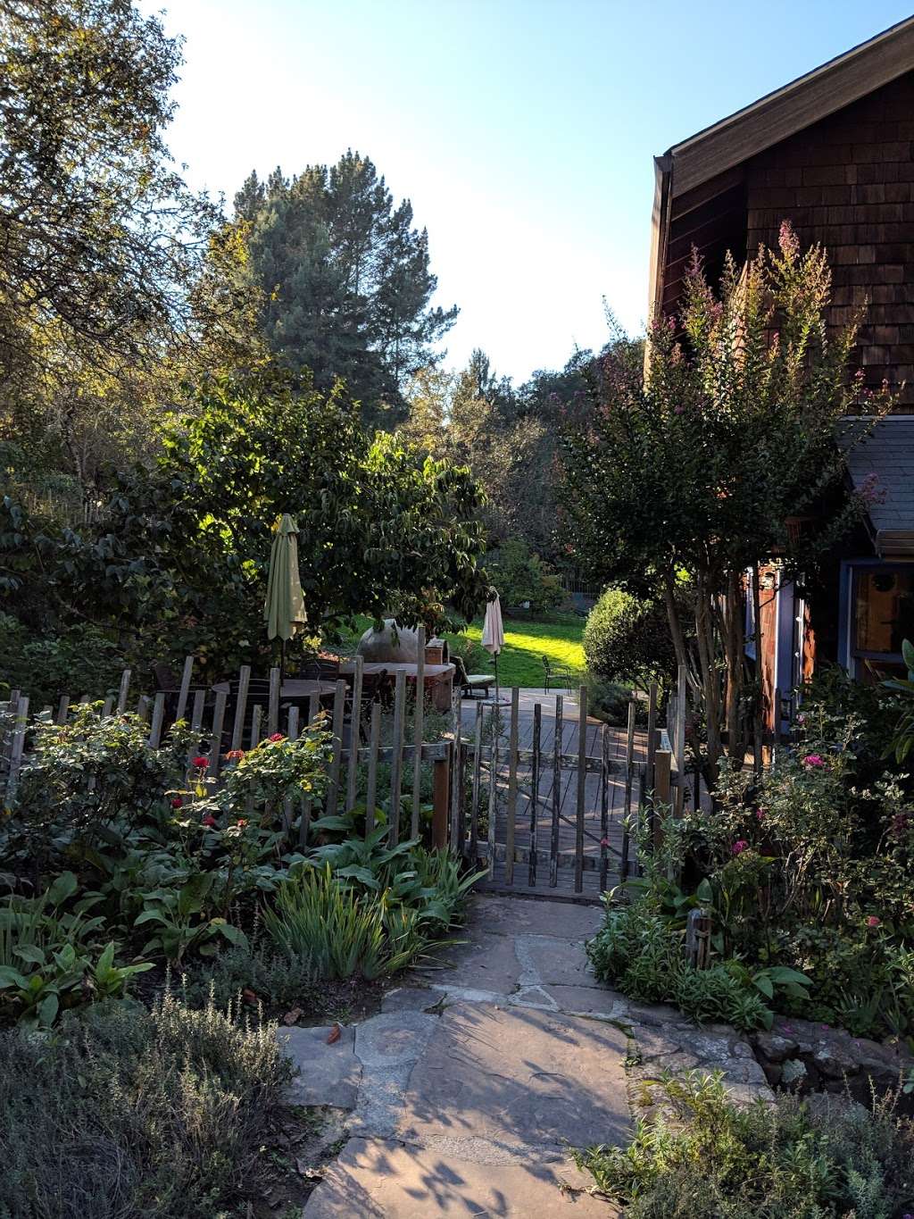 Casa Carolina Bed & Breakfast | 7740 Nora Ave, Sebastopol, CA 95472, USA | Phone: (707) 823-3543