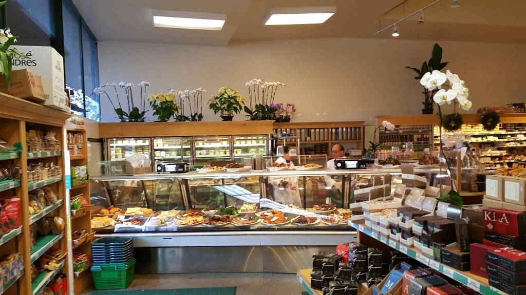 Bryans Grocery | 3445 California St, San Francisco, CA 94118, USA | Phone: (415) 752-0179