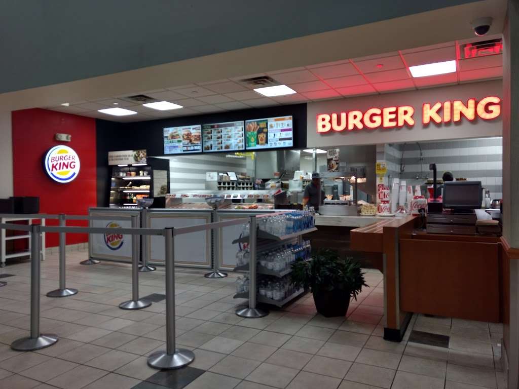 Burger King | 200 Uncle Peters Rd, Trenton, NJ 08620, USA | Phone: (609) 585-1155