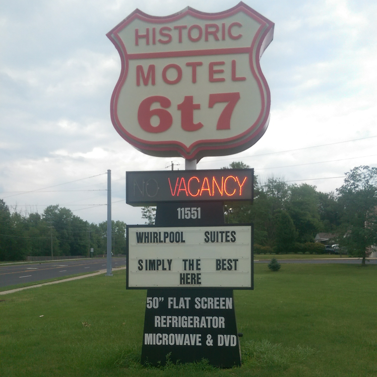 Motel 6t7 | 11551 Pendleton Pike, Indianapolis, IN 46236, USA | Phone: (317) 823-4415