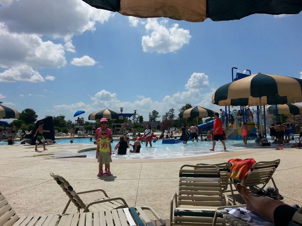 Rob Fleming Aquatic Center | 6535 Creekside Forest Dr, The Woodlands, TX 77389, USA | Phone: (281) 516-7348