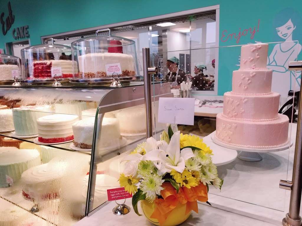 SusieCakes | 4201 McGowen St #220, Long Beach, CA 90808, USA | Phone: (562) 379-2253