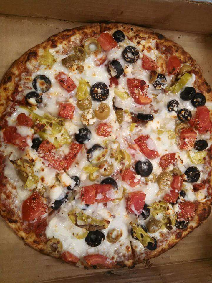 Johnsons Pizza Pi | 528 S Duncan Dr, Tavares, FL 32778, USA | Phone: (352) 609-2570