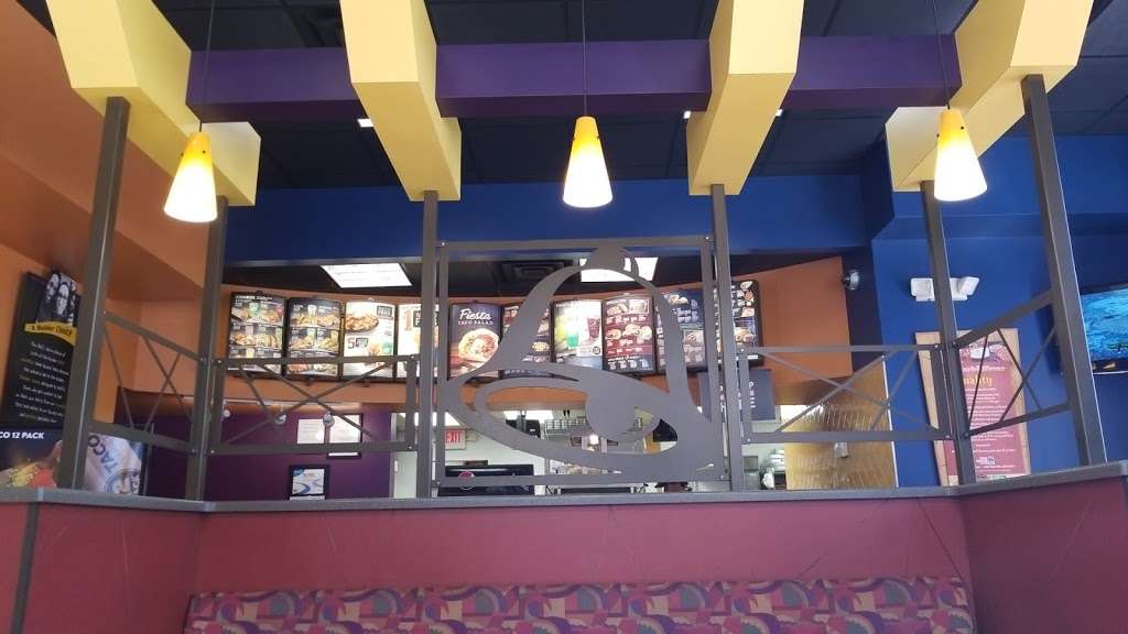 Taco Bell | 6172 Paradise Valley Rd, Cresco, PA 18326, USA | Phone: (570) 839-1825