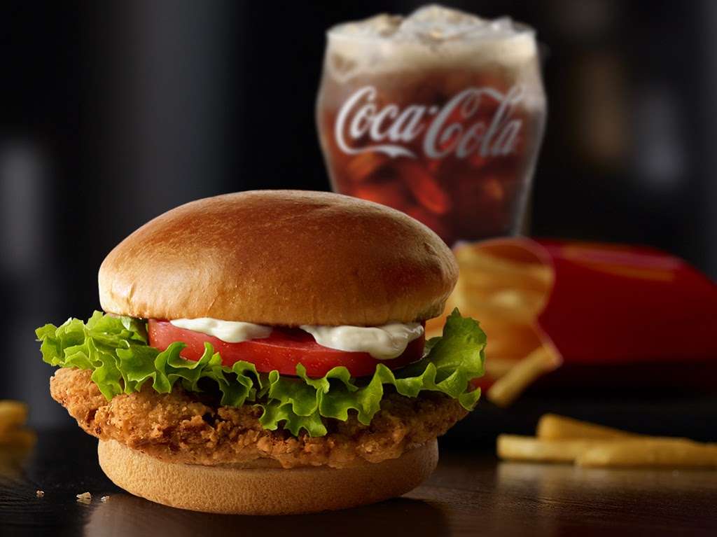 McDonalds | 9471 South 13th Street, Oak Creek, WI 53154, USA | Phone: (414) 762-7565