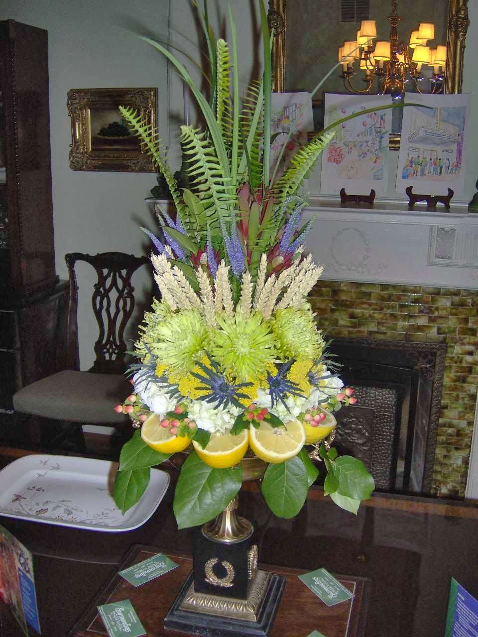 Surroundings Florist | 1023 E Capitol St SE, Washington, DC 20003, USA | Phone: (202) 546-2125