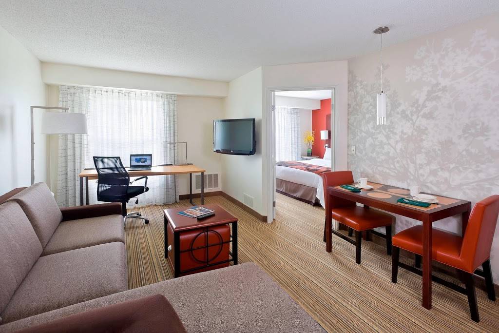 Residence Inn by Marriott Madison East | 4862 Hayes Rd, Madison, WI 53704, USA | Phone: (608) 244-5047