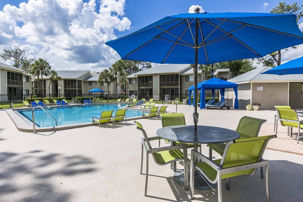 Enclave at Lake Ellenor | 2100 W Oak Ridge Rd, Orlando, FL 32809, USA | Phone: (407) 378-6600