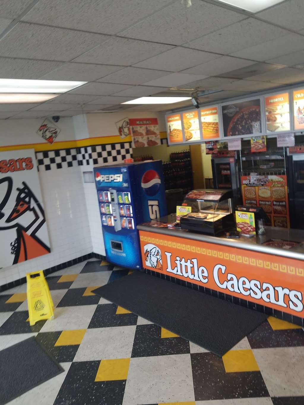 Little Caesars Pizza | 6585 Commerce Blvd B, Rohnert Park, CA 94928, USA | Phone: (707) 586-0696