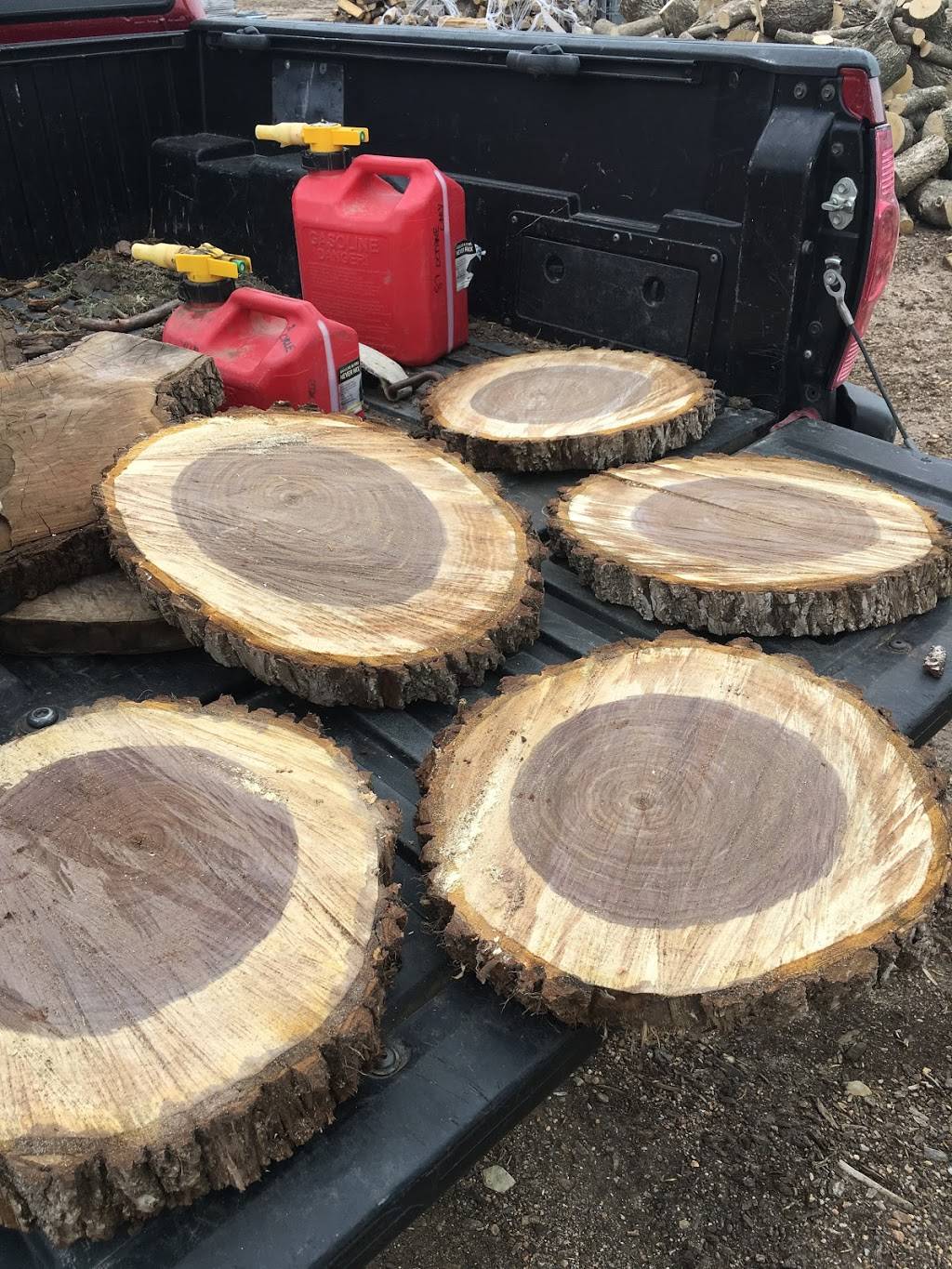 Woodchuck Firewood | 400 Industrial St, Valley Center, KS 67147, USA | Phone: (316) 640-2168