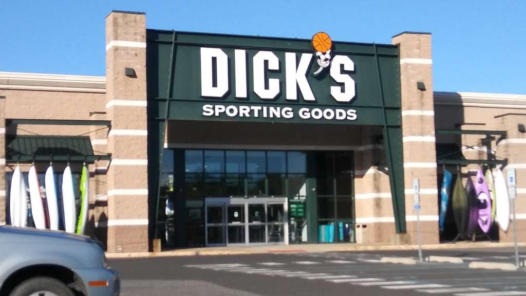 DICKS Sporting Goods | 2703 County Rd 541 #4, Burlington, NJ 08016, USA | Phone: (609) 747-0400