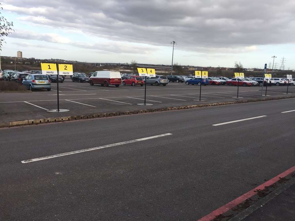 Hertz - Ebbsfleet Valley - Ebbsfleet International Railway Stati | Ebbsfleet International Railway Station, International Way, Ebbsfleet Valley, Gravesend DA10 1EB, UK | Phone: 01987 678215