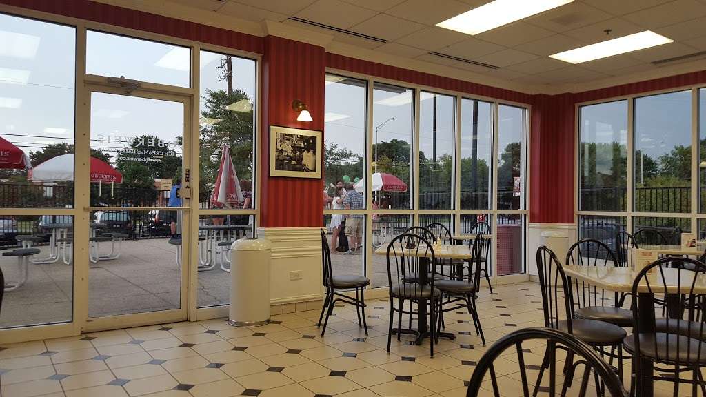 Oberweis Ice Cream and Dairy Store | 1735 Algonquin Rd, Rolling Meadows, IL 60008, USA | Phone: (847) 290-9222