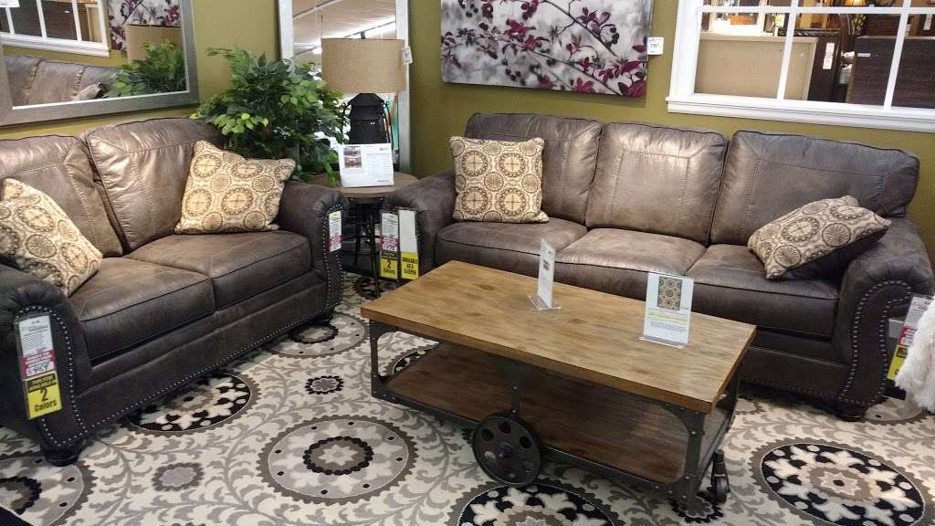 American Furniture Warehouse | 5390 S Wadsworth Blvd, Lakewood, CO 80123, USA | Phone: (303) 933-3975